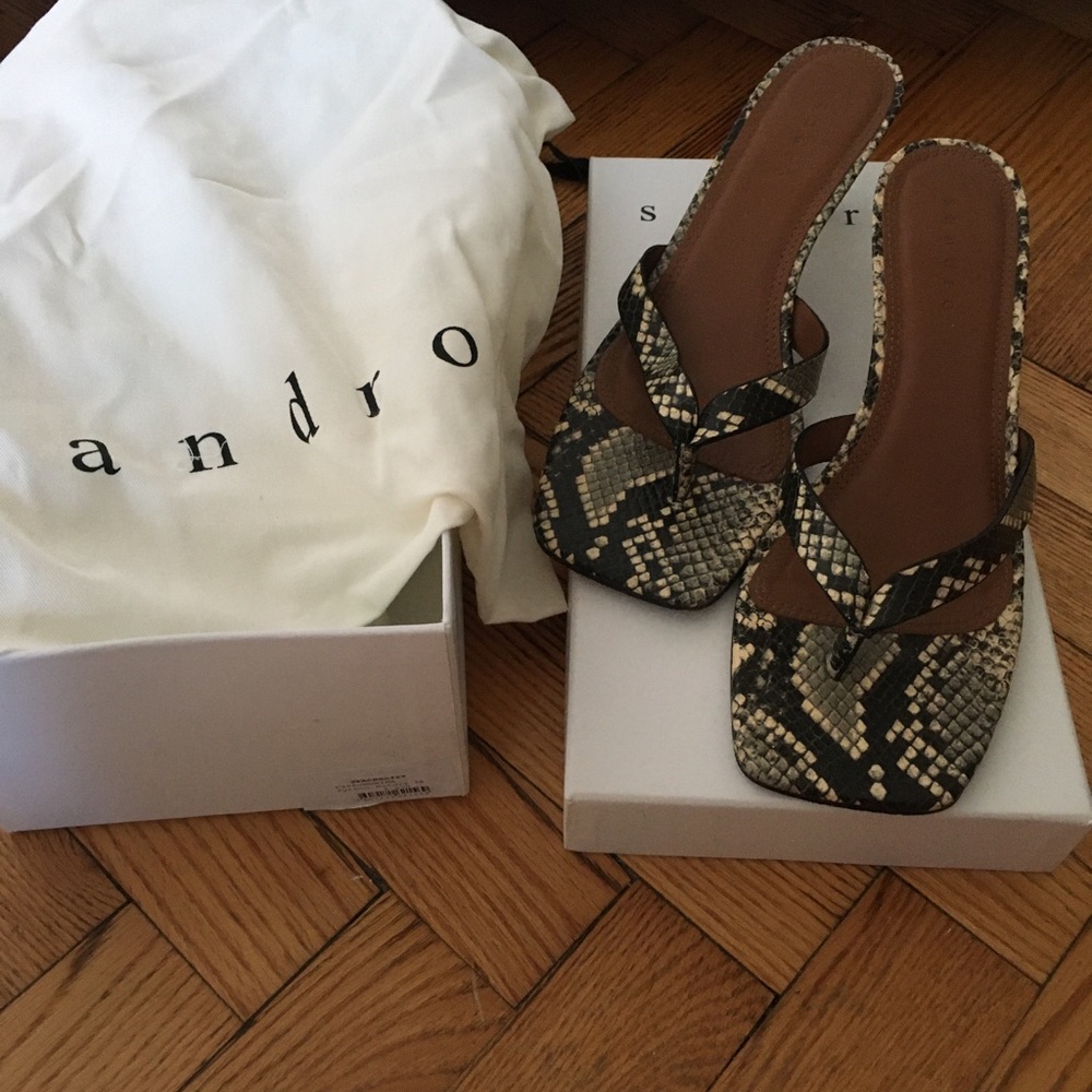 Sandro Paris leather shoes/sandals . Size 38